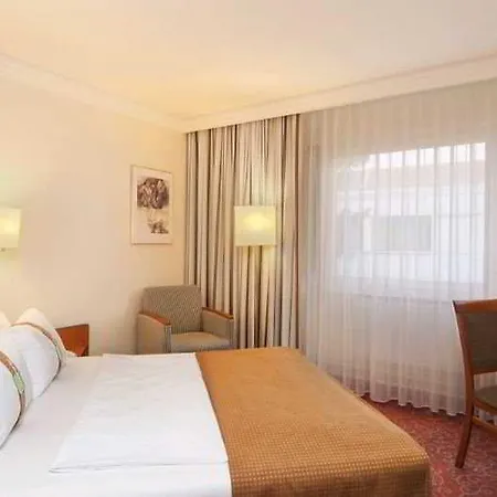 Leonardo Hotel