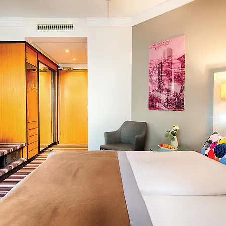 Hotel Leonardo