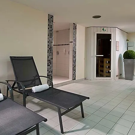 Hotel Leonardo